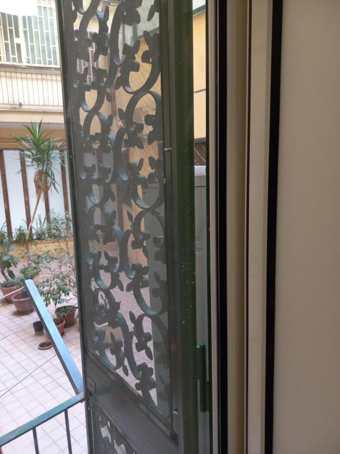 Luisa'S Apartment Νάπολη Εξωτερικό φωτογραφία